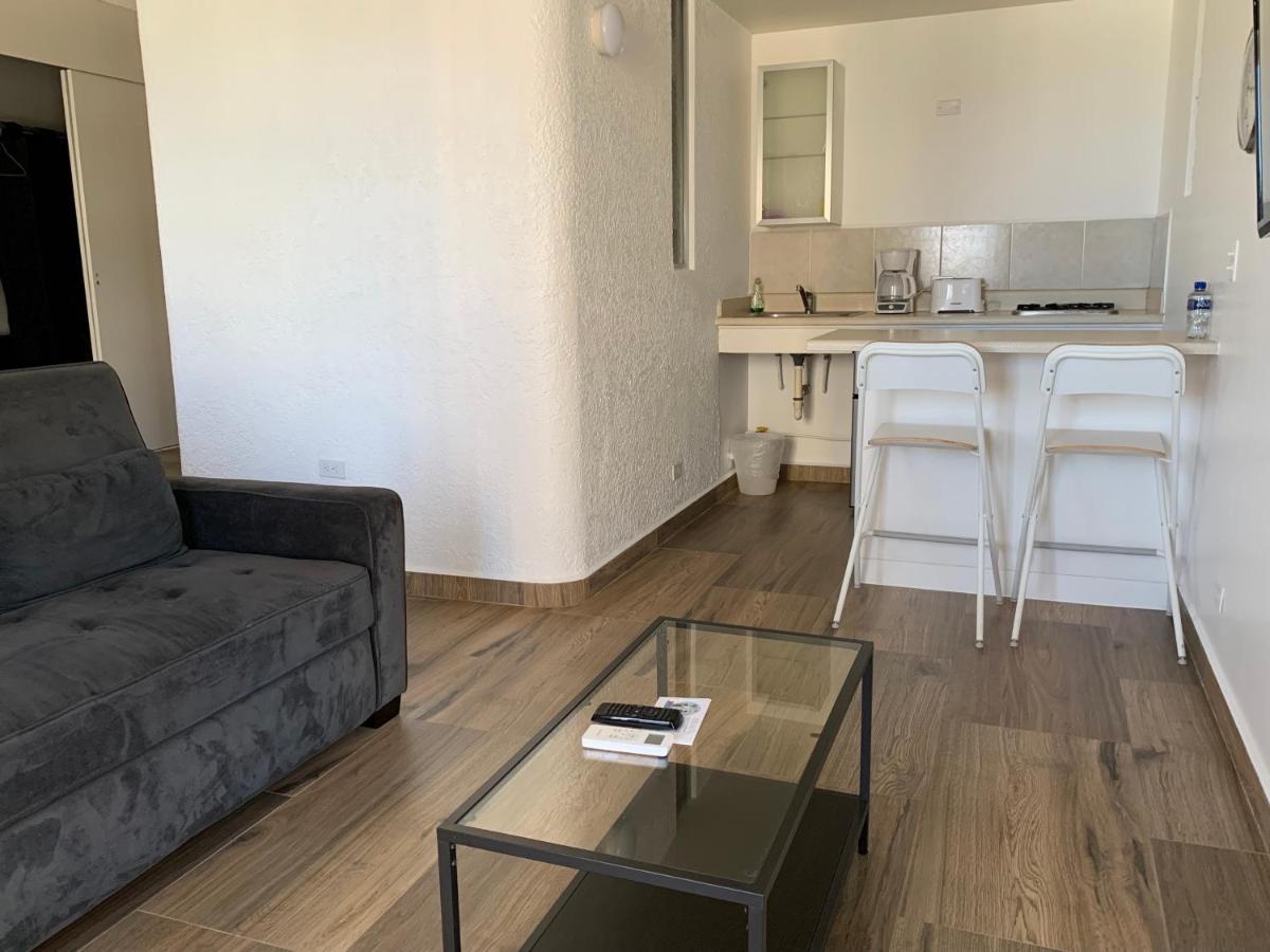 Dali Suites Hotel Тіхуана Екстер'єр фото